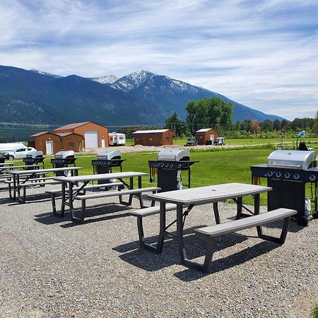 Motel Glacier Acres Guest Ranch à Columbia Falls Extérieur photo